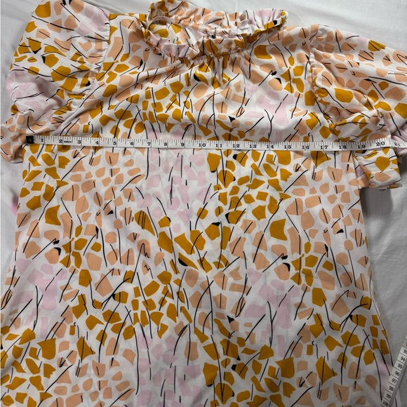THML Abstract Pink and Yellow Blouse - Picture 4 of 4